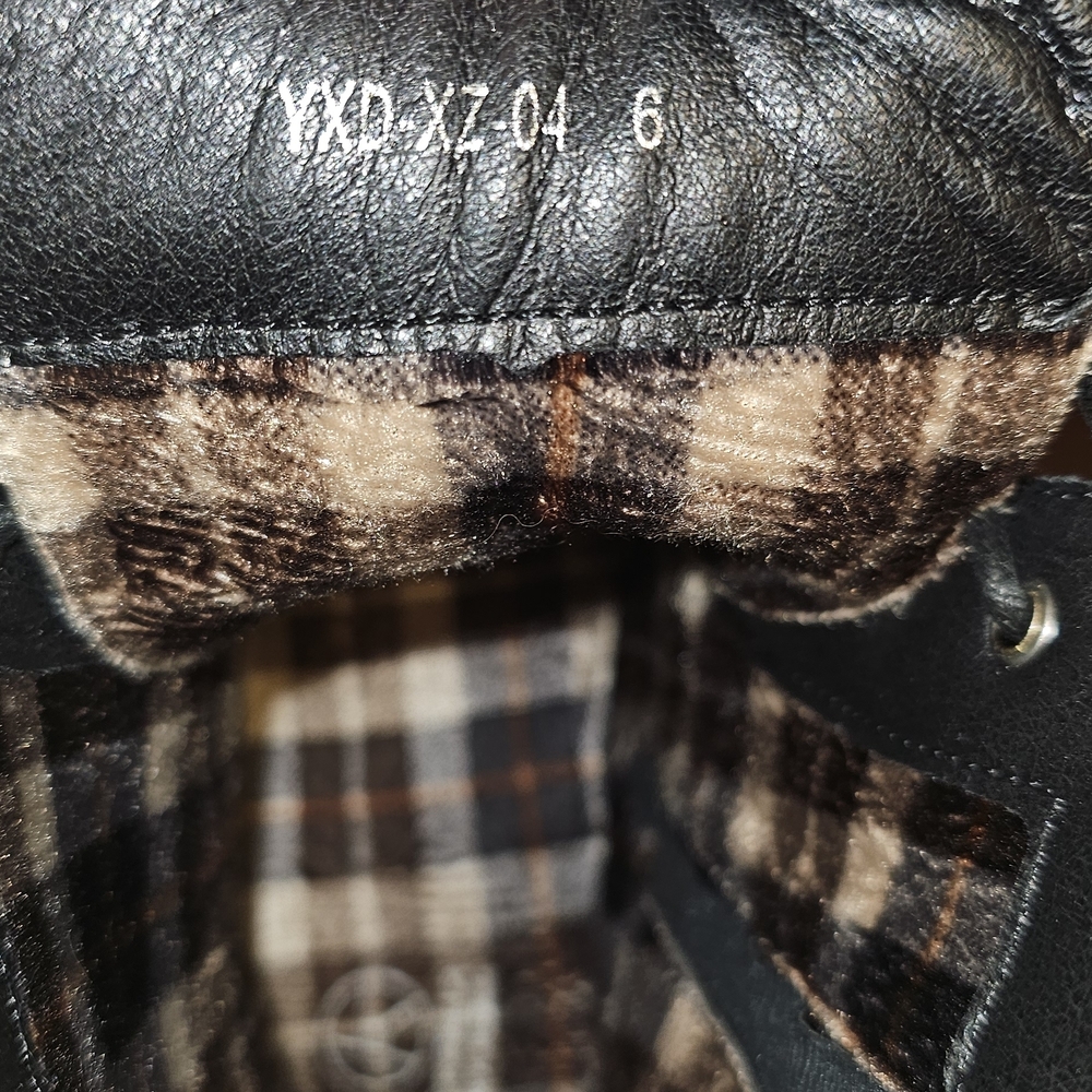 Sleek Black Lace-Up Combat Boots‎ - Picture 7 of 8